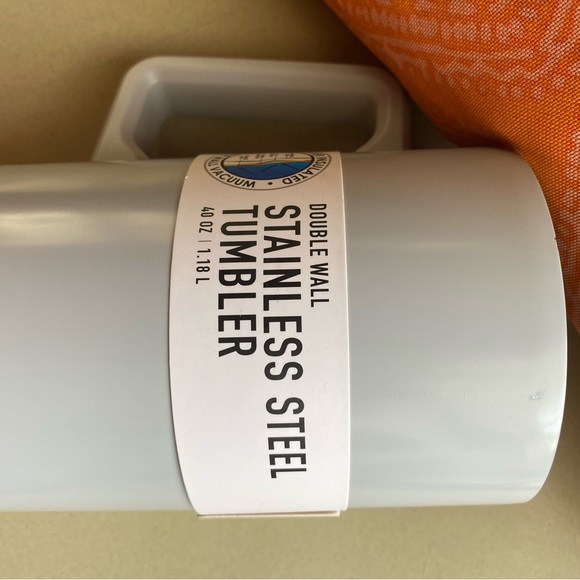 New never used double wall stainless steel tumbler 40ounces - Picture 8 of 12